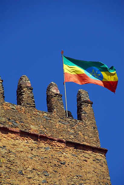 gondar-ethiopia-ethiopian-flag-fasilidas-castle